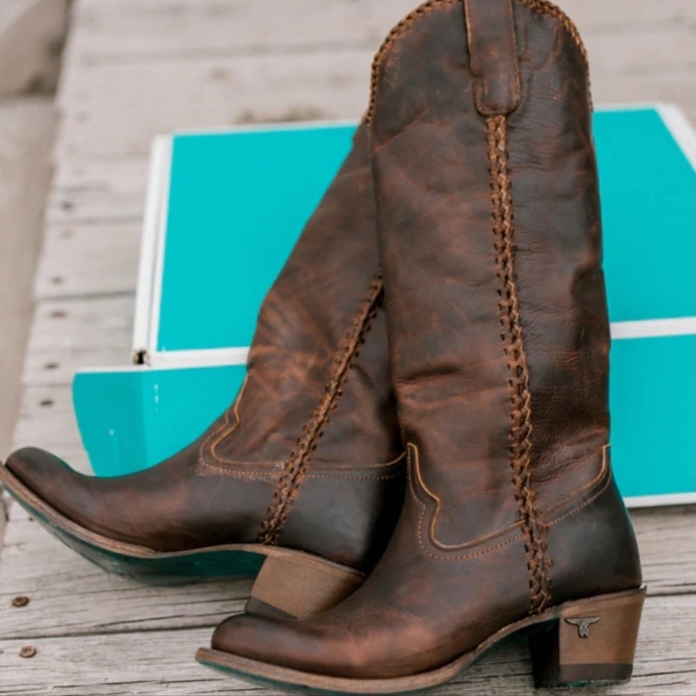 NIB Lane Cowboy Boots